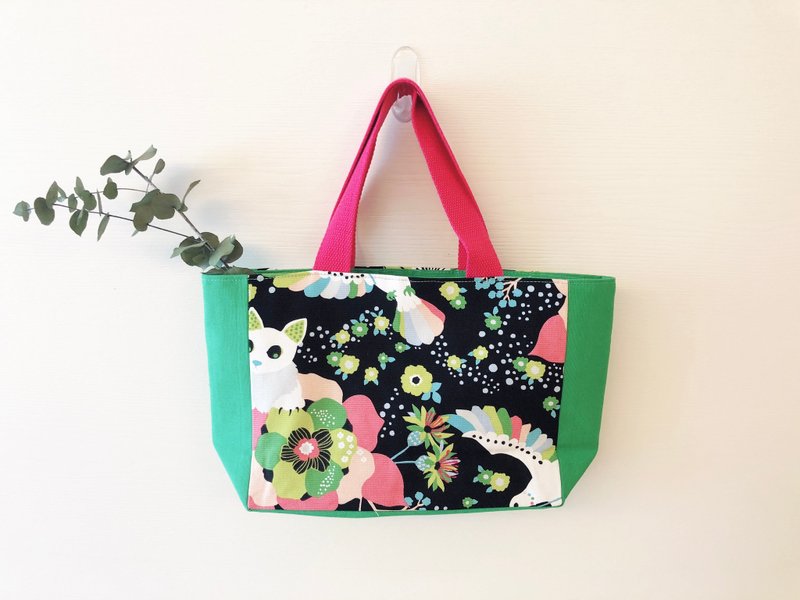 手工配色午餐袋/便当袋/内搭防水布材质-白猫 - 手提包/手提袋 - 棉．麻 绿色