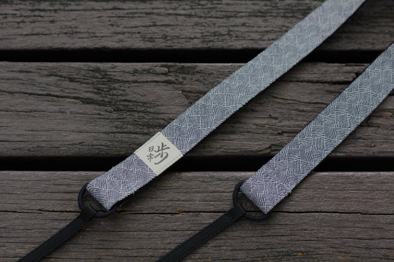 相机背带_扭曲的格子 - 相机背带/脚架 - 其他材质 