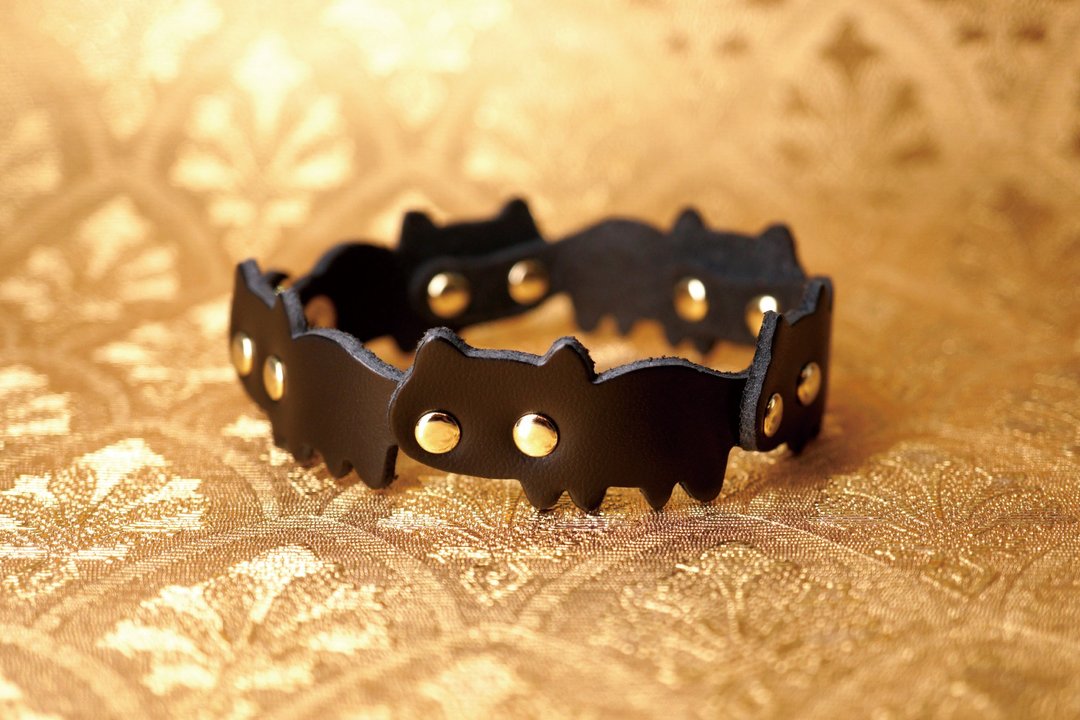 Cats gang bracelet size 2 cats gang bracelet made of cowhide - 手链/手环 - 真皮 黑色