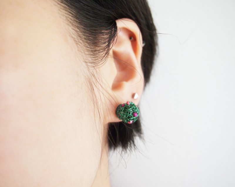 ME019 人手编织翡翠绿色姛线配紫色珠圆妙耳环 - 耳环/耳夹 - 其他材质 绿色