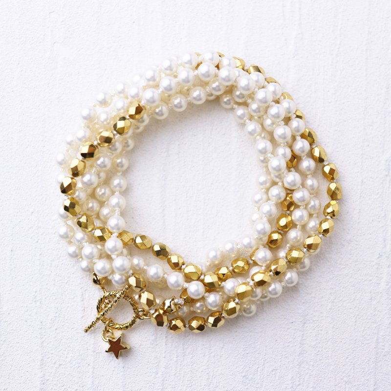 Wrap Bracelet (czech glass beads & japanese plastic pearls) - 手链/手环 - 玻璃 金色