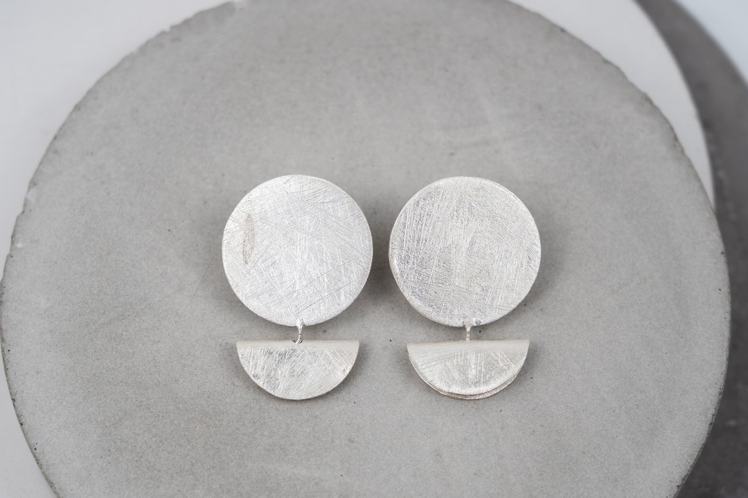 SunMoon stud-dangle short earrings (STE15) - 耳环/耳夹 - 银 银色