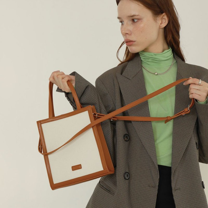 【秋冬新時尚】韩国制 Balen MINI Vegan Leather 包包 (BROWN) - 侧背包/斜挎包 - 环保材料 