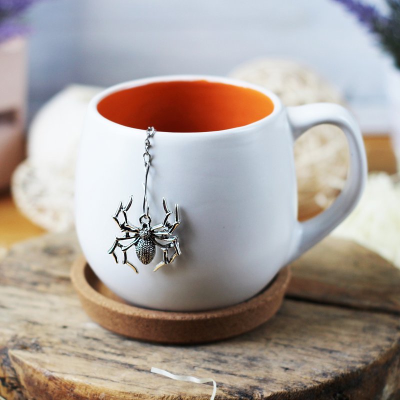 Spider tea strainer for herbal tea, Tea infuser with spider charm - 茶具/茶杯 - 不锈钢 银色