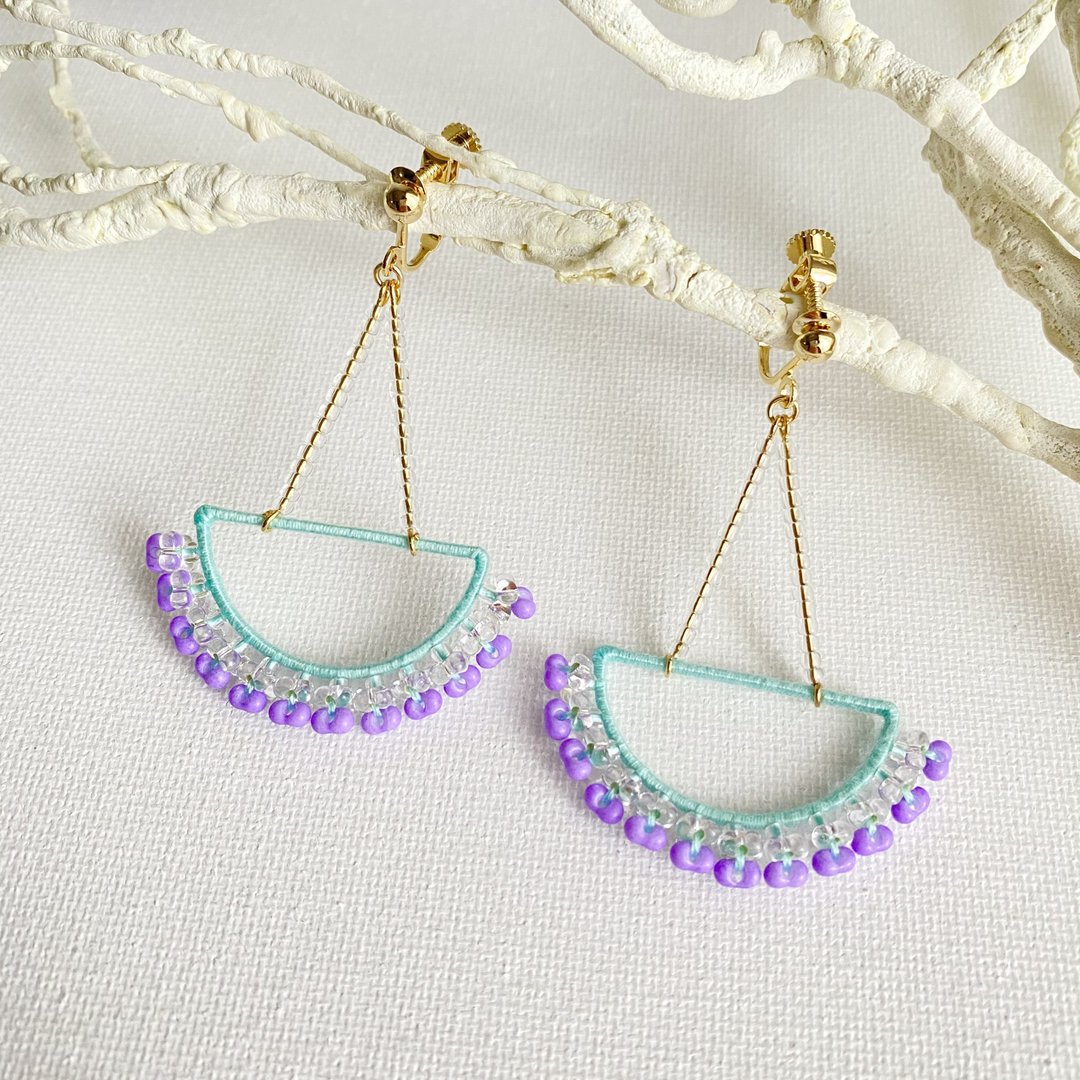 Swing earrings Clip-On[emerald x purple] - 耳环/耳夹 - 棉 多色