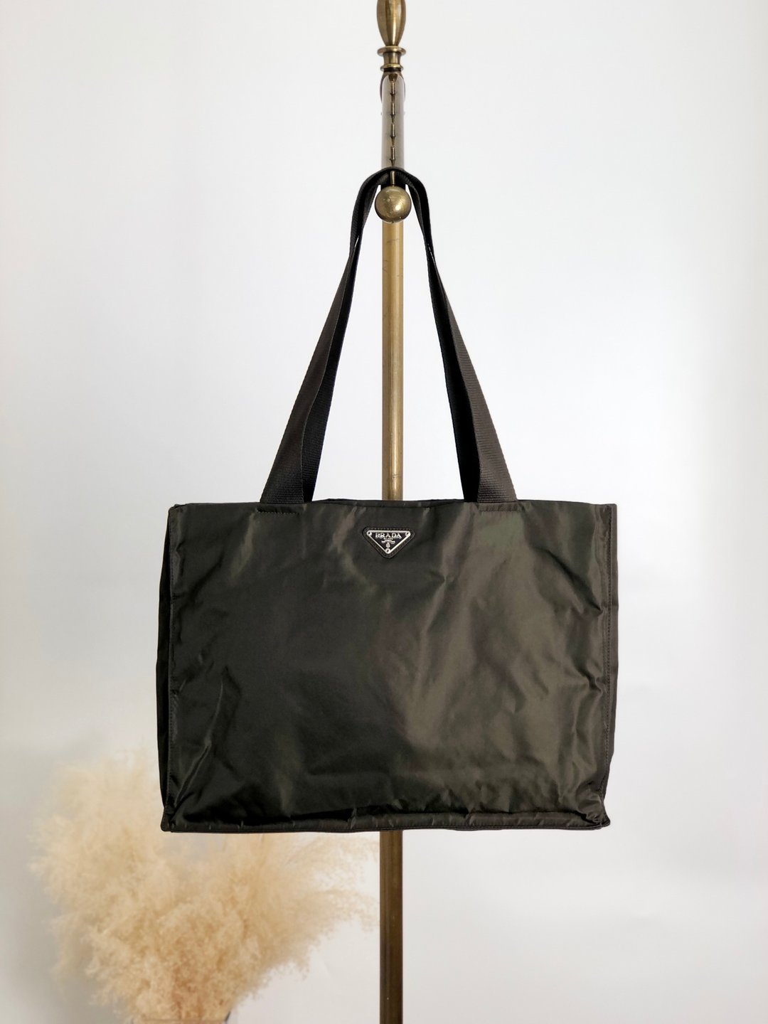 【 日本直送 名牌中古包 】PRADA 普拉达 托特包 卡其色 三角标志 尼龙 vintage 古着 jthivc - 手提包/手提袋 - 尼龙 卡其色