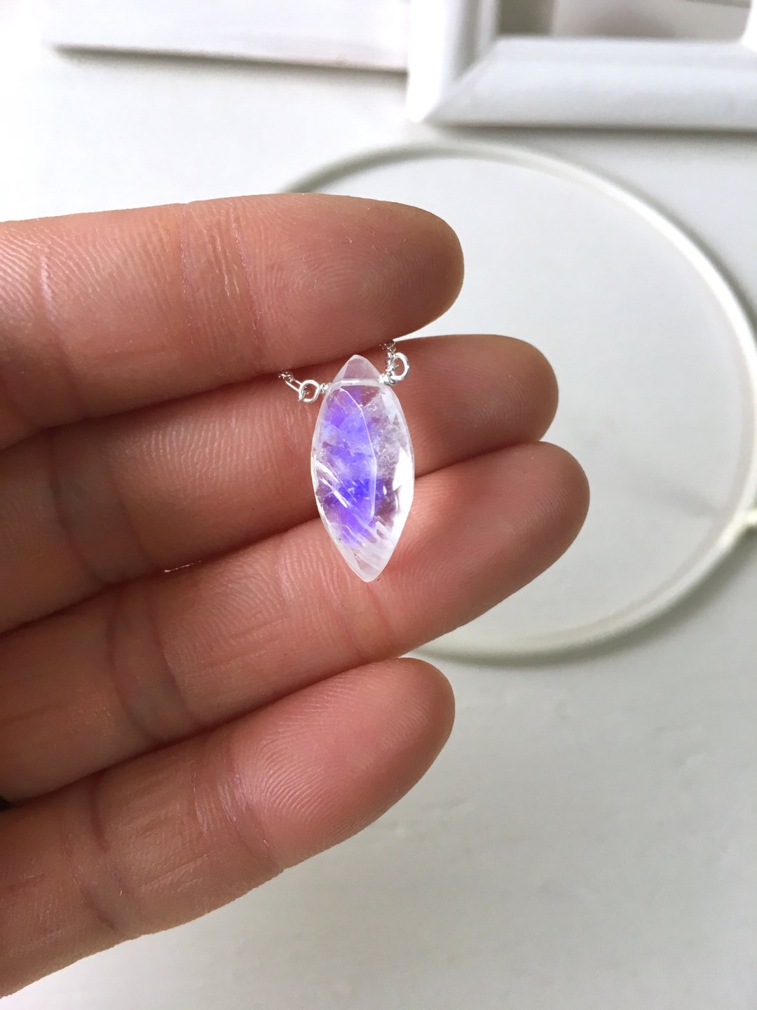 Moonstone Marquis 50 cm SV925 necklace - 项链 - 石头 白色