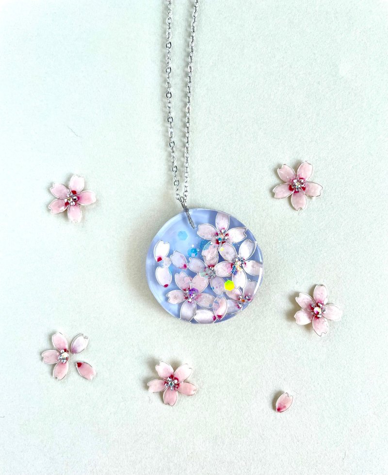 樱花项链 天蓝色 弹簧树脂线 粉蓝色 - 项链 - 树脂 蓝色