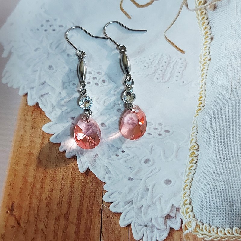 SWAROVSK I 施华洛世奇 I 璀灿粉红水晶造型耳环(多款可选) - 耳环/耳夹 - 宝石 多色