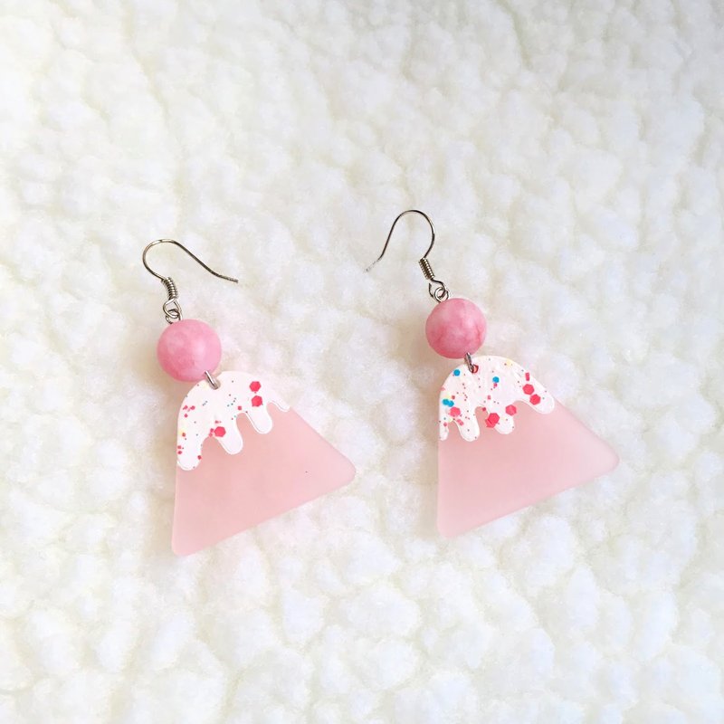 粉粉的富士山 / 耳勾 耳夹 - 耳环/耳夹 - 压克力 粉红色