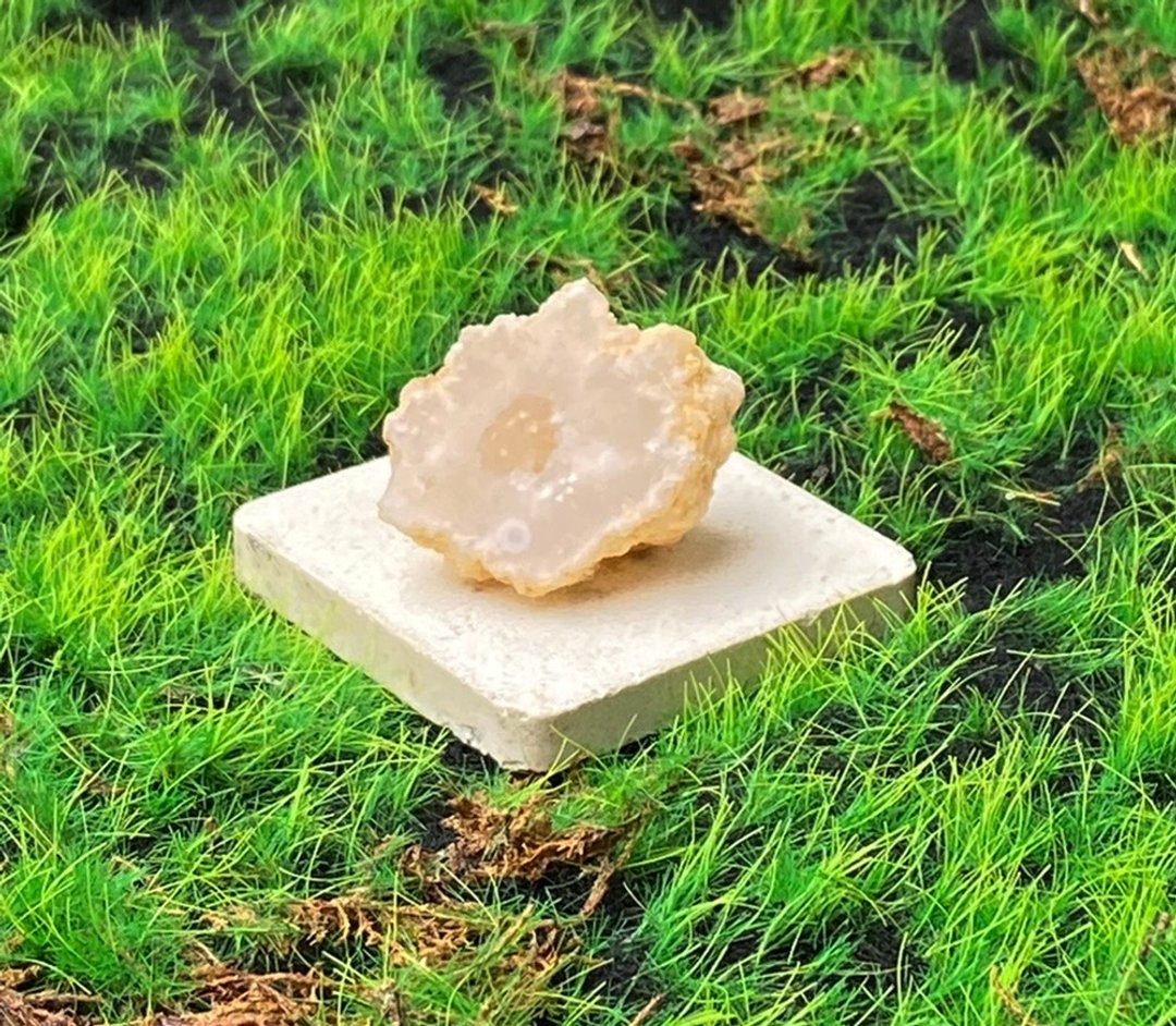 能量摆饰-玛瑙可爱花朵白晶洞开口笑 招财 疗愈 开运  快速出货 - 摆饰 - 水晶 白色