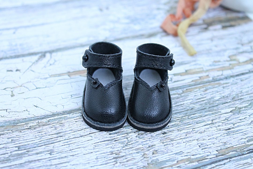 Black leather shoes with small flowers for Diana Effner doll Little Darling - 玩偶/公仔 - 真皮 黑色