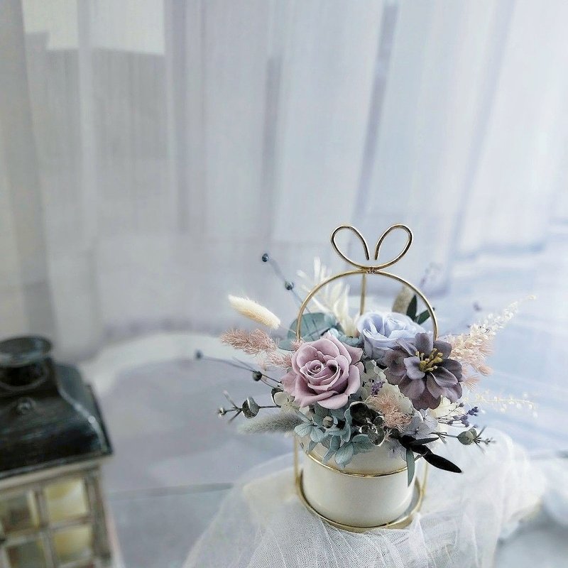 母亲节礼物 手提花礼  永生花/干燥花/开幕桌花 - 干燥花/捧花 - 植物．花 紫色