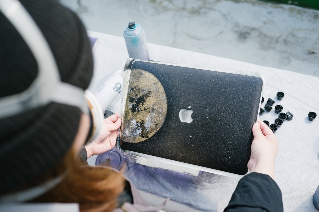 喷制星球电脑殻MACBOOK CASE 体验班 - 插画/绘画/写字 - 人造皮革 