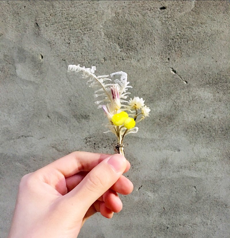 迷你花束小磁铁- 芒萁 米香花 - 摆饰 - 植物．花 黄色