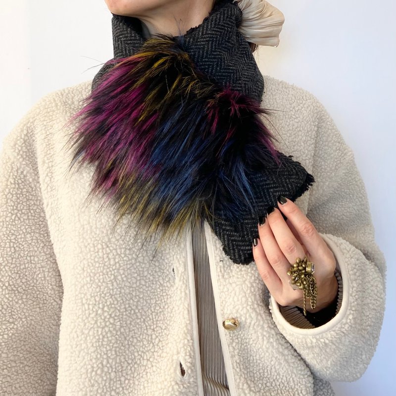 宛如饰品的优雅围巾 黑色&彩色环保毛绒 - 围巾/披肩 - 其他材质 多色