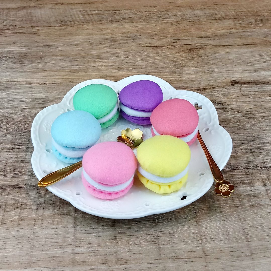 迷你Macaron马卡龙 法式圆饼 生日礼物 不织布甜点 Cake-003 - 玩偶/公仔 - 聚酯纤维 紫色