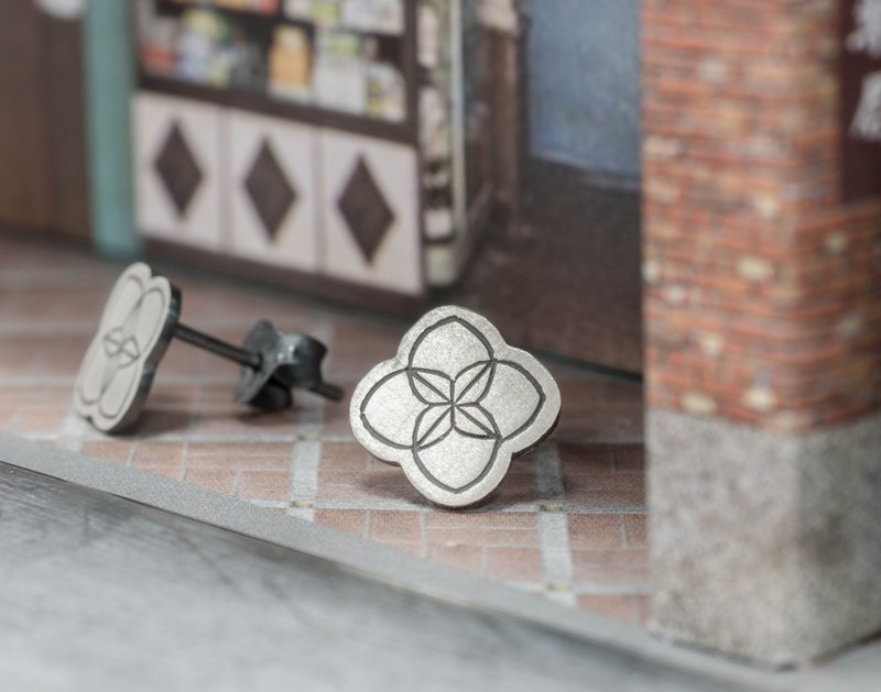 呼吸的花 耳环 - 耳环/耳夹 - 其他金属 灰色