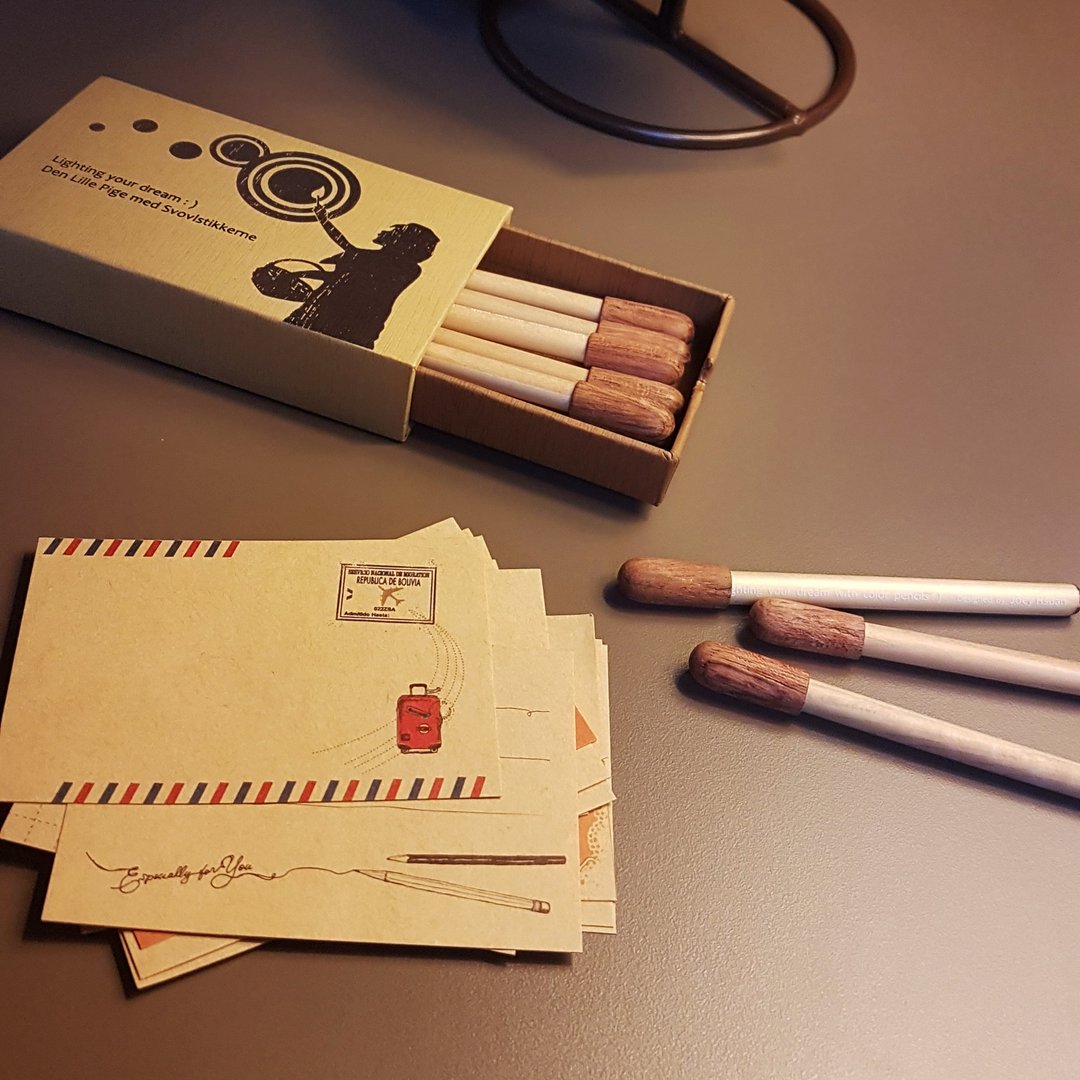 划出梦想火柴盒 The Matchbox of Lighting Dreams 文具/居家装饰 - 其他书写用品 - 木头 卡其色
