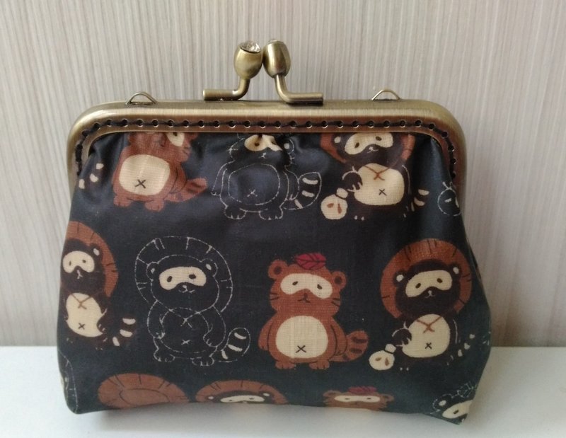 一锭钻口金包  *文子手作*日本棉麻防水 - 零钱包 - 防水材质 咖啡色