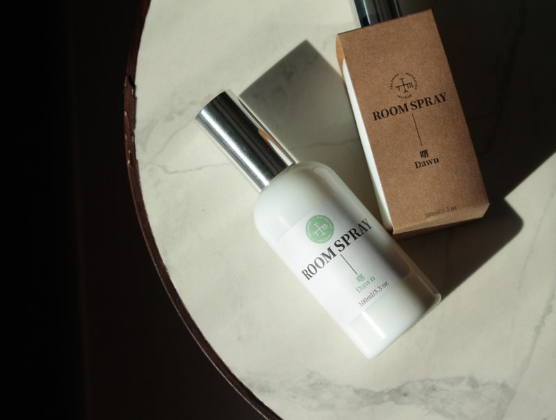 天然精油空间喷雾 / 曙 / 清晨曙光 / 柑橘木质调 / 清醒 / 100ml - 香薰/精油/线香 - 精油 白色