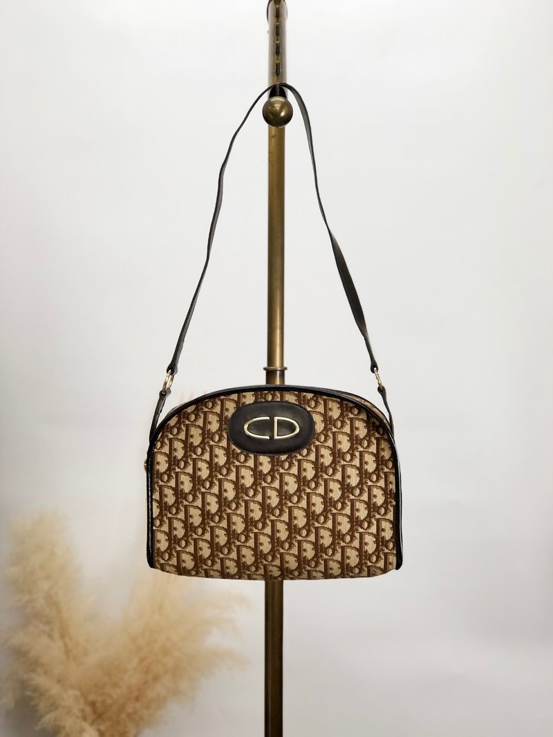 【 日本直送 名牌中古包 】Christian Dior 迪奥 缇花肩背包 棕色 CD 缇花 hxyich - 侧背包/斜挎包 - 棉．麻 咖啡色