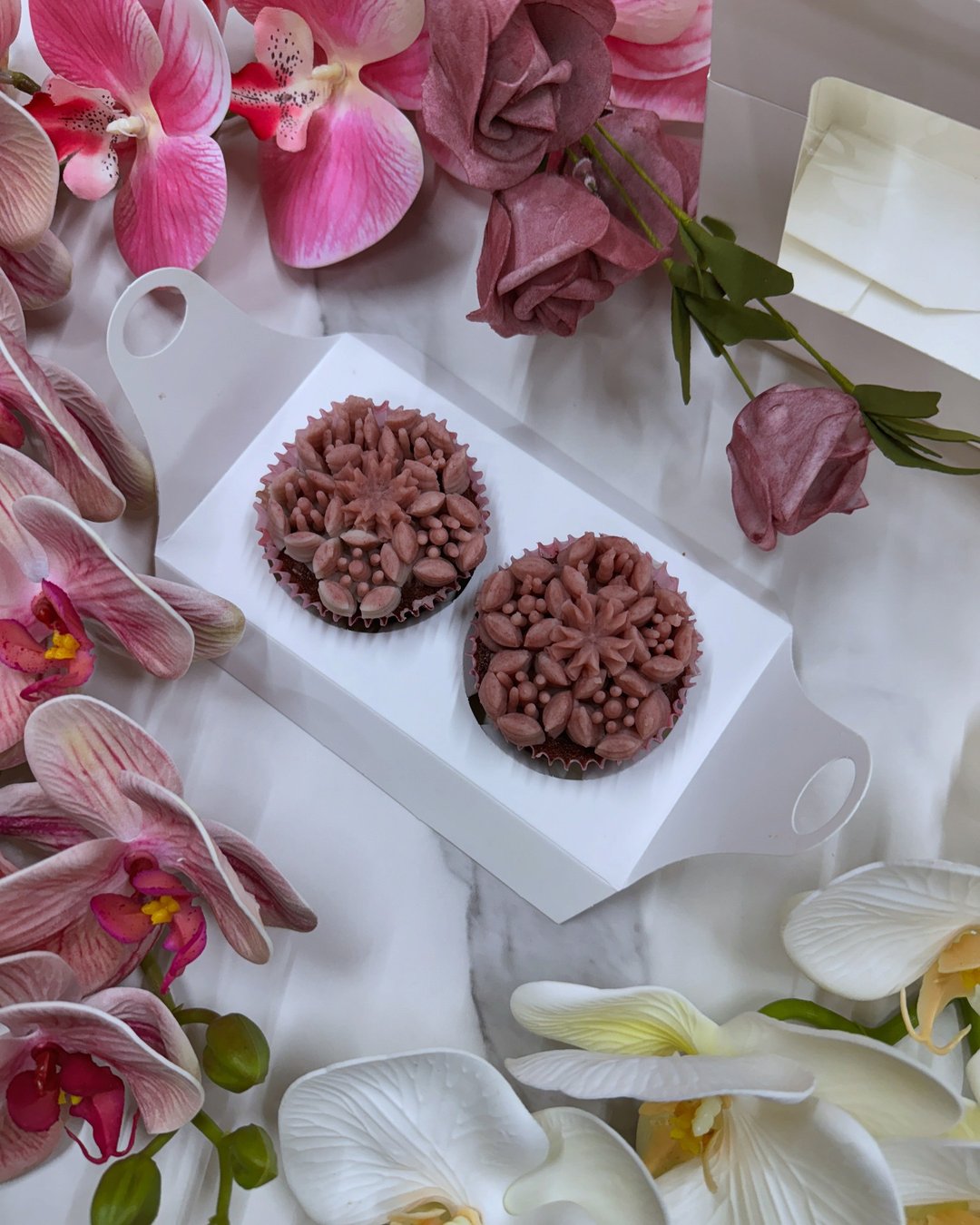 AY baker 红麴口味玫 丛林小花 韩式裱花杯子蛋糕 cupcake - 蛋糕/甜点 - 新鲜食材 白色
