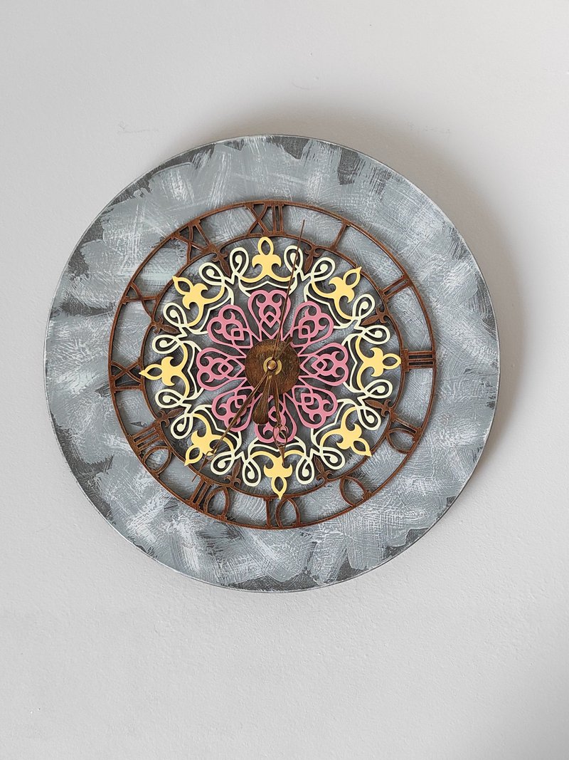 Wall clock round for the living room. Decorative clock painted by hand. - 时钟/闹钟 - 其他材质 多色