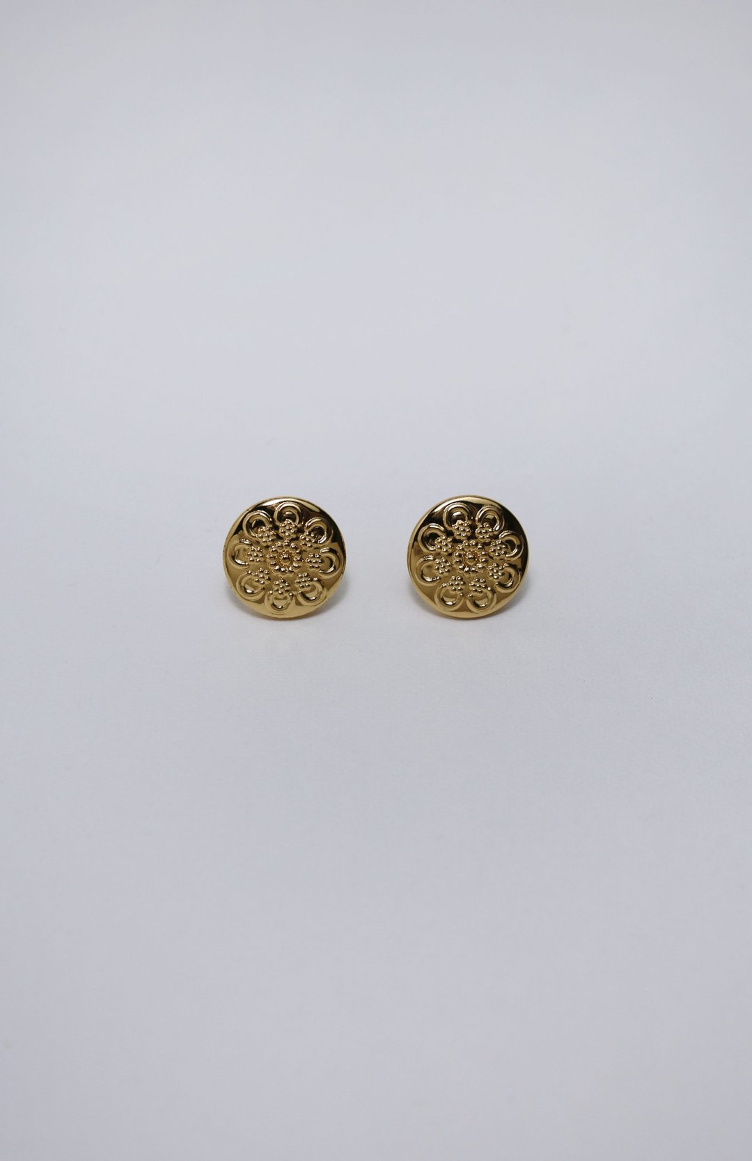BUTTON EARRING 15MM- Ornithogalum - 耳环/耳夹 - 铜/黄铜 
