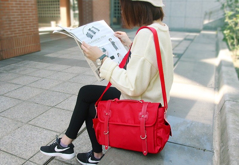 KOPER【轻舞魅力】Music斜背包-酒漾红(MIT台湾制造) 侧背包 - 侧背包/斜挎包 - 其他材质 红色