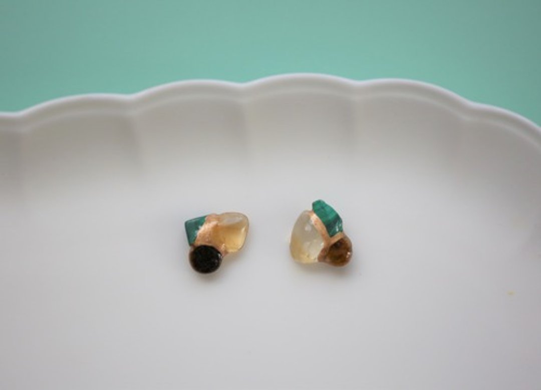 Made-to-order Kintsugi natural stone pierced Clip-On / malachite, tiger eye, citrine - 耳环/耳夹 - 半宝石 咖啡色