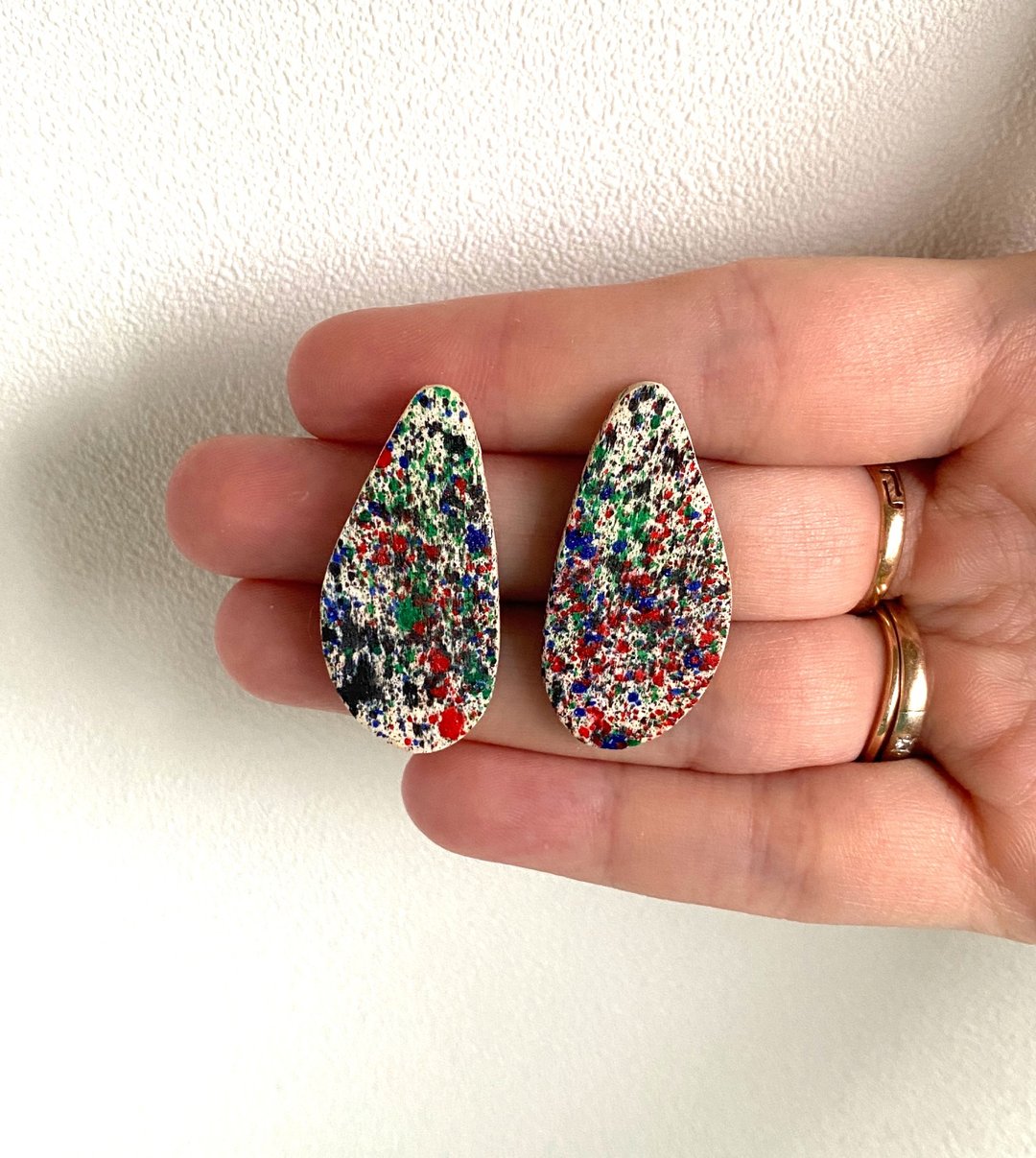 Handmade Wooden Earrings, Light Wooden Earrings, size 3.5 cm. - 耳环/耳夹 - 木头 多色