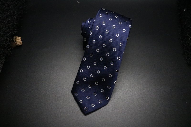 深夜蓝窄版圆点领带/英伦风婚礼百搭necktie - 领带/领带夹 - 丝．绢 多色