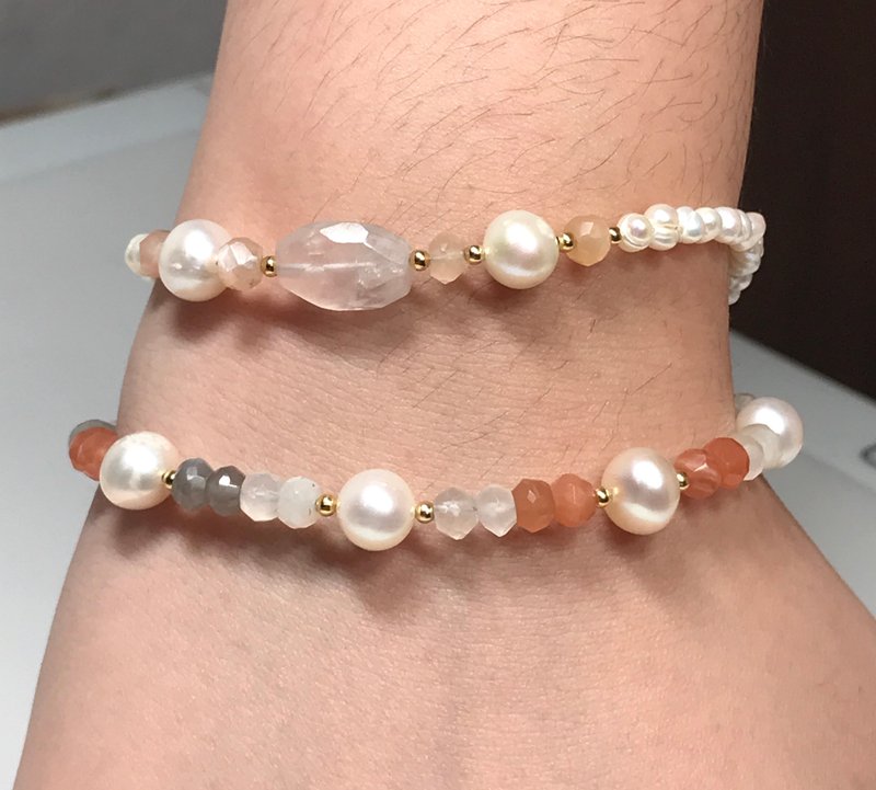 Minimal moonstone bracelet - 手链/手环 - 宝石 白色