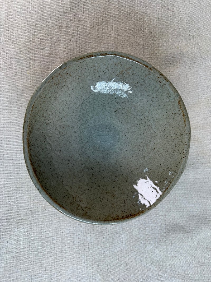 灰色深圆盘 - 盘子/餐盘/盘架 - 陶 灰色