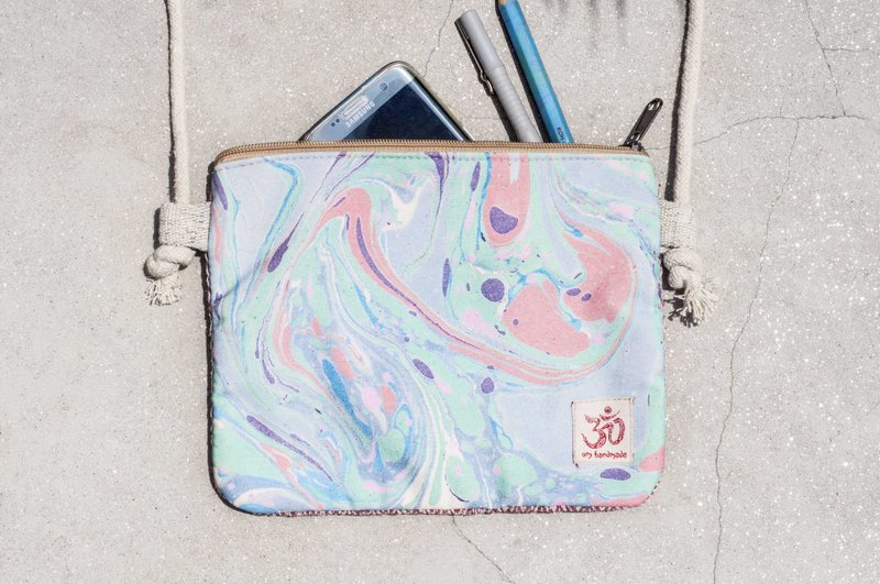 天然手织布拼接斜背包 背包 肩背包 小包 旅行包-浮水染大理石纹 - 侧背包/斜挎包 - 棉．麻 多色