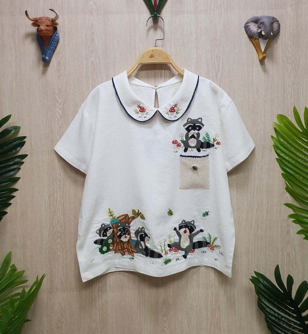 钩针领、浣熊、蘑菇、雏菊、花手工刺绣上衣 - 女装上衣 - 绣线 白色
