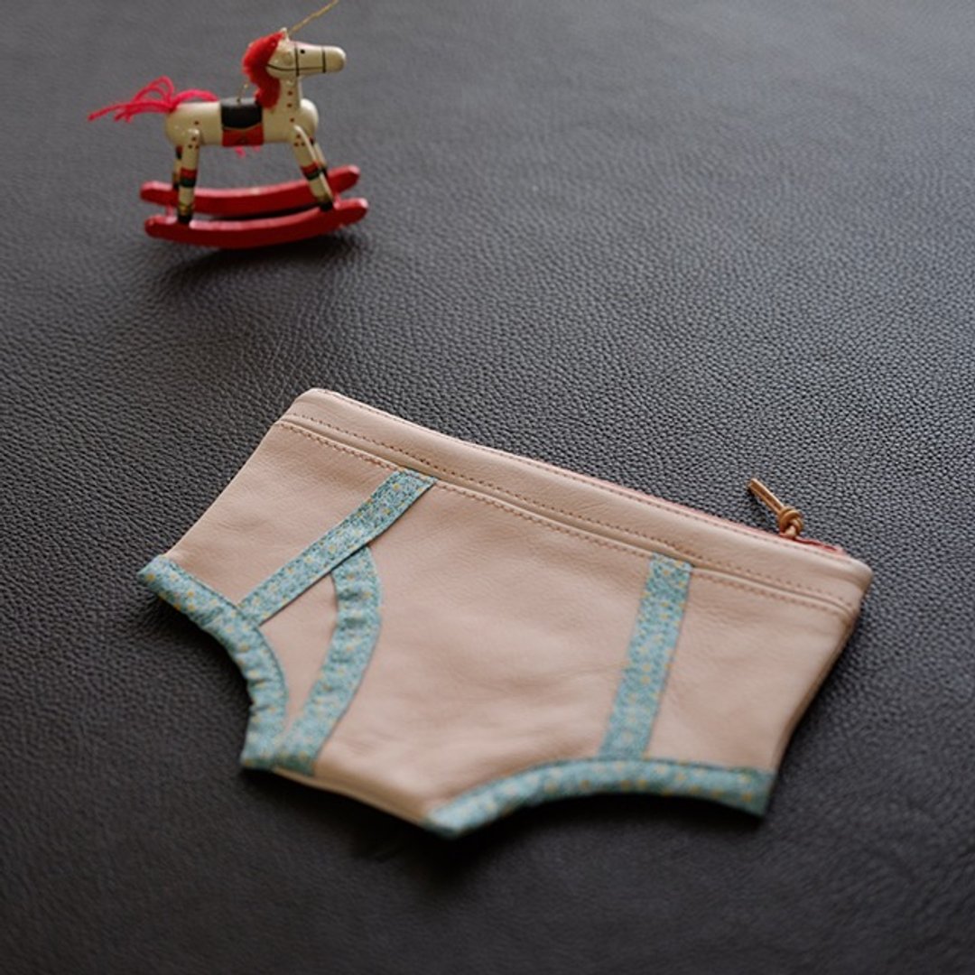 Boy Briefs Leather Pen Case Stationery Cosmetics Cherry Pink / Liberty Light Blue - 化妆包/杂物包 - 真皮 粉红色