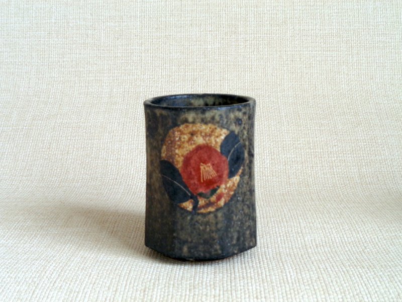 八角汤杯 金银彩红山茶 a - 茶具/茶杯 - 陶 黑色