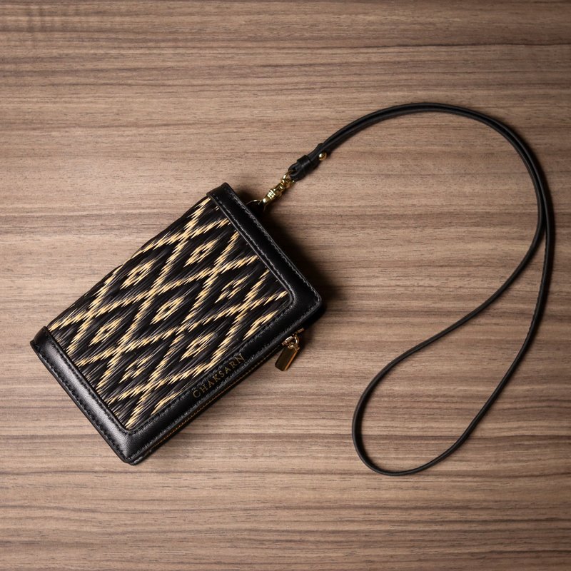 Chaksarn Mini Wallet from Lambskin Leather & Handwoven Straw - 皮夹/钱包 - 真皮 黑色
