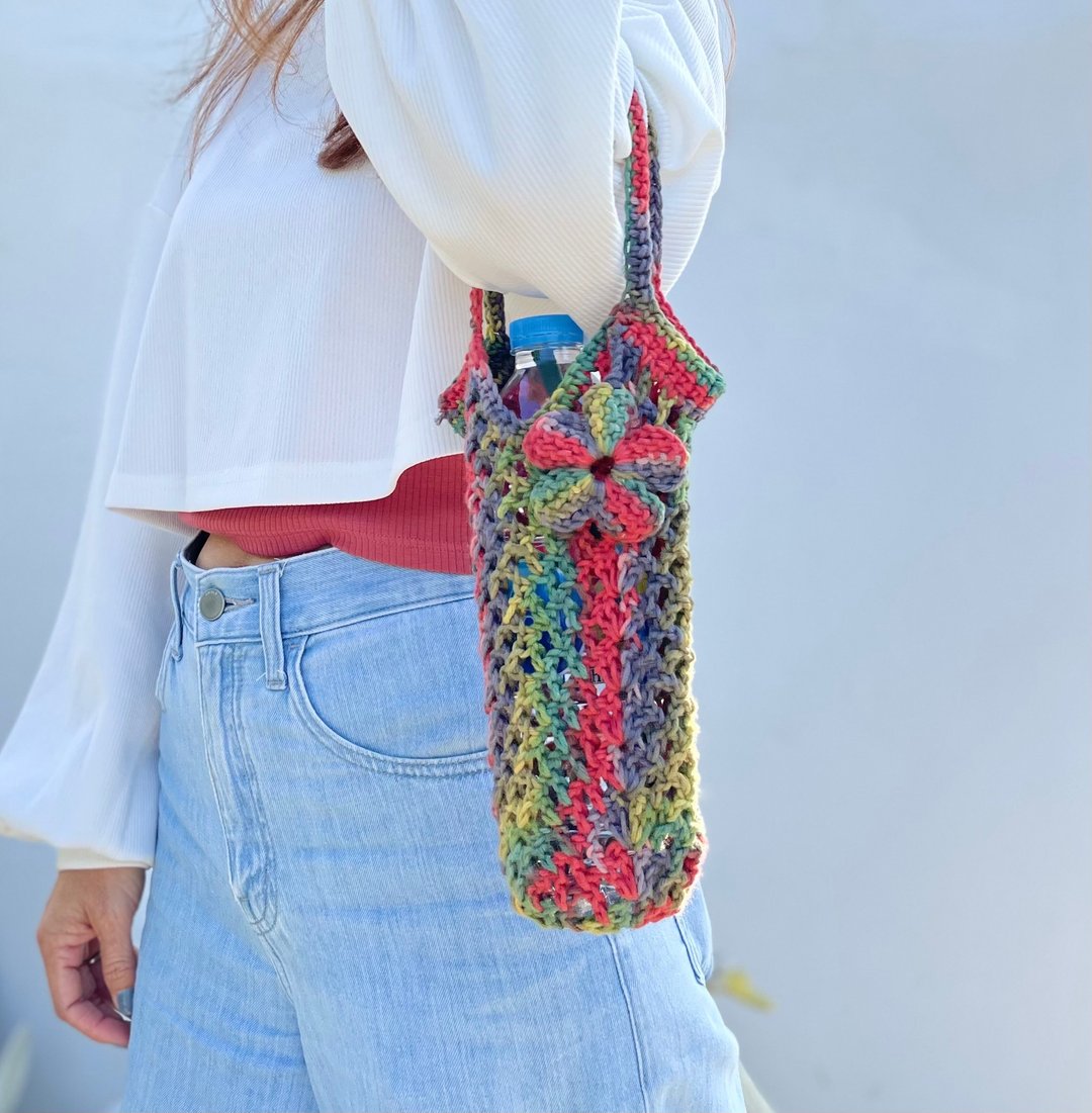 Colorful Stylish crochet water bag, Crochet cup bag - 其他 - 棉 多色