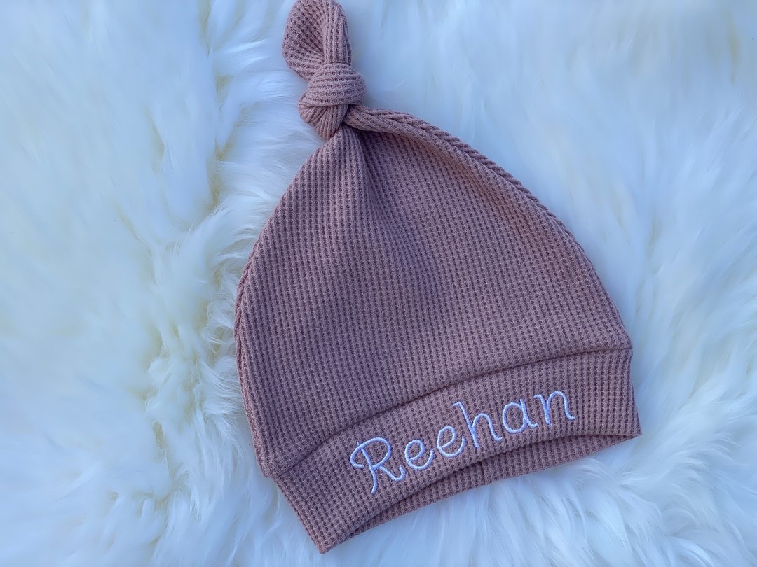 Baby hat with name newborn hospital beanie baby boy organic cotton cap - 婴儿帽/发带 - 棉 粉红色