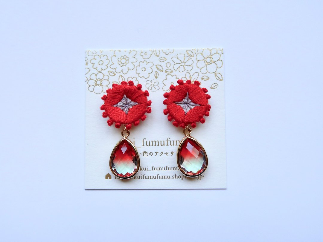 Red jewel earrings - 耳环/耳夹 - 绣线 红色