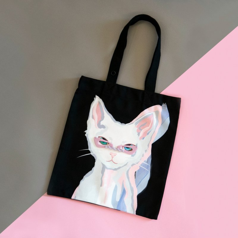 猫咪双面插画帆布包黑色-三角眼镜卷毛猫 - 手提包/手提袋 - 聚酯纤维 黑色