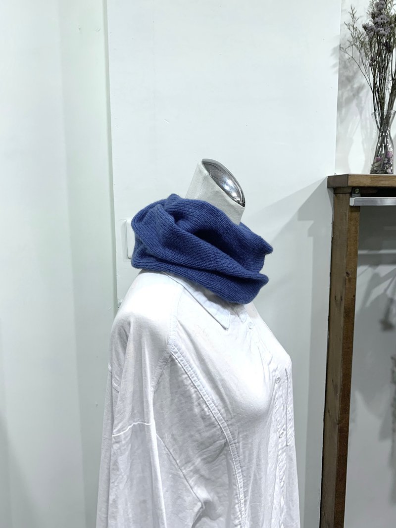 云雾双层单圈。扭转围脖。莫兰迪蓝。中性款。围巾。护耳帽。发饰 - 围巾/披肩 - 羊毛 