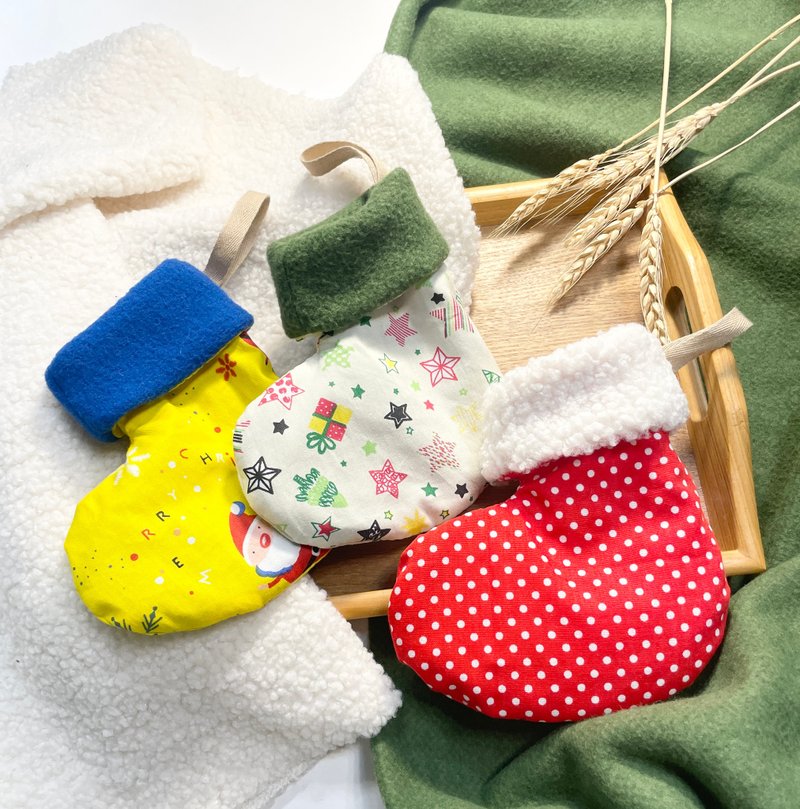 毛绒绒圣诞袜挂饰 - 摆饰 - 棉．麻 多色