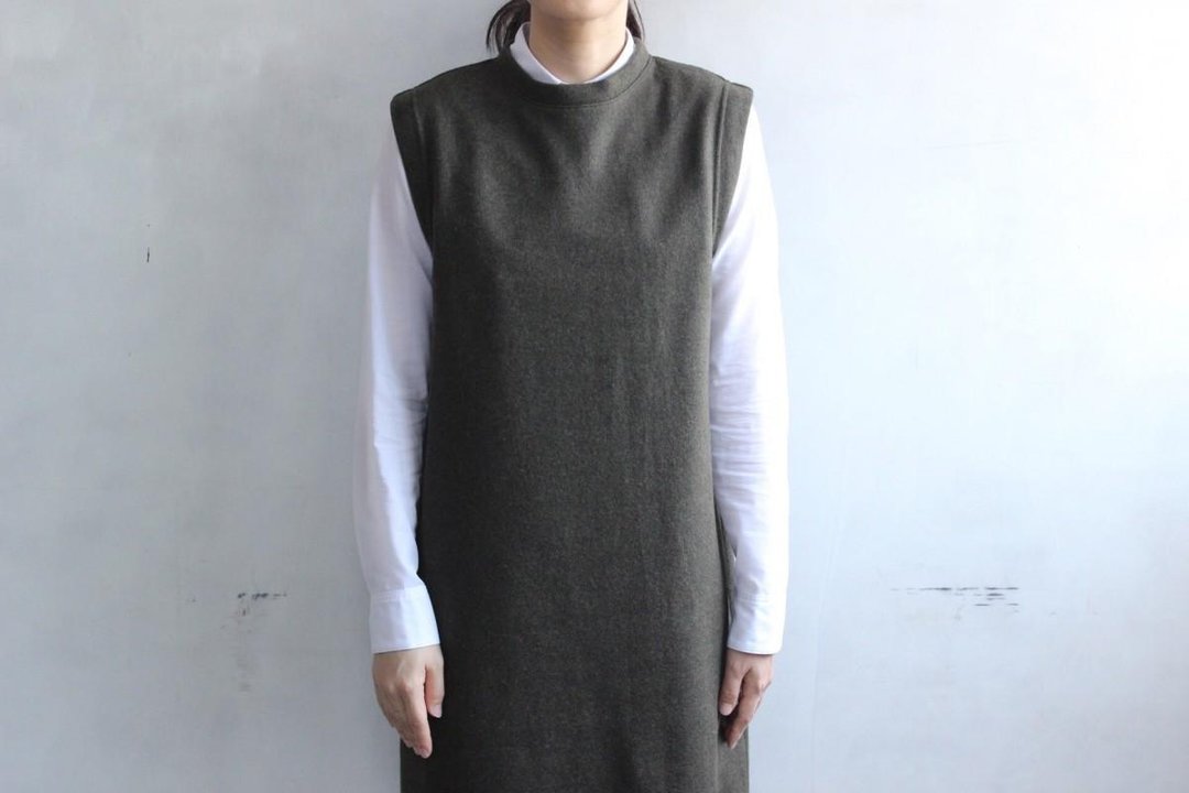 Knit vest one piece / ka-ki - 洋装/连衣裙 - 其他材质 绿色