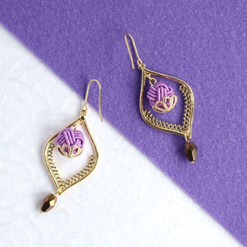japanese style pierce earring / mizuhiki / japan / accessory / purle - 耳环/耳夹 - 丝．绢 紫色