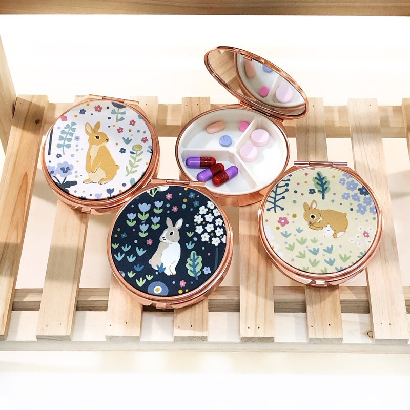 兔兔的春季冒险/便携式药盒.药品分格收纳盒.耳环小饰品收纳 - 收纳用品 - 棉 多色