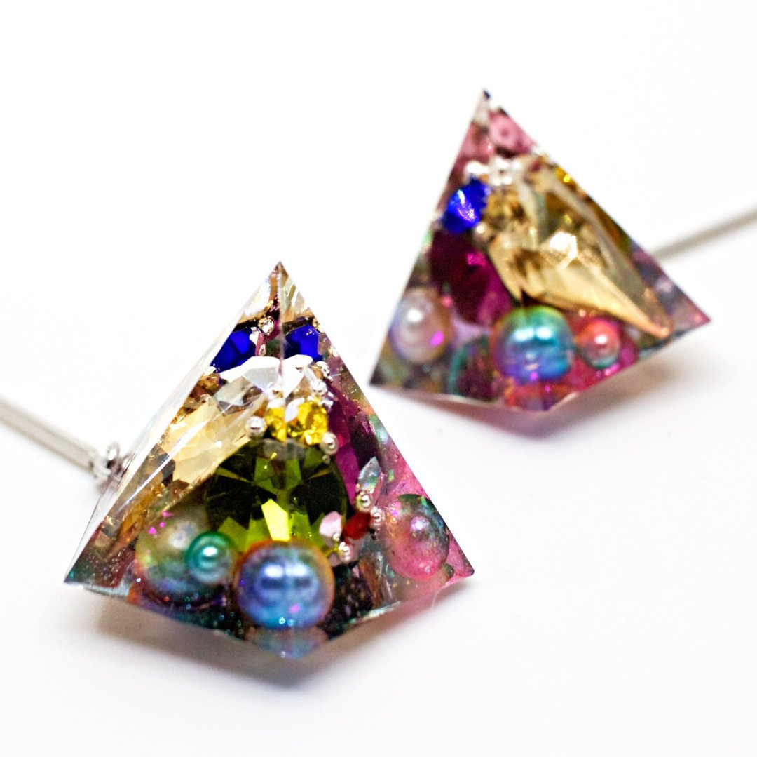 Pentagon Dangle Earrings (Phoebe) - 耳环/耳夹 - 树脂 多色